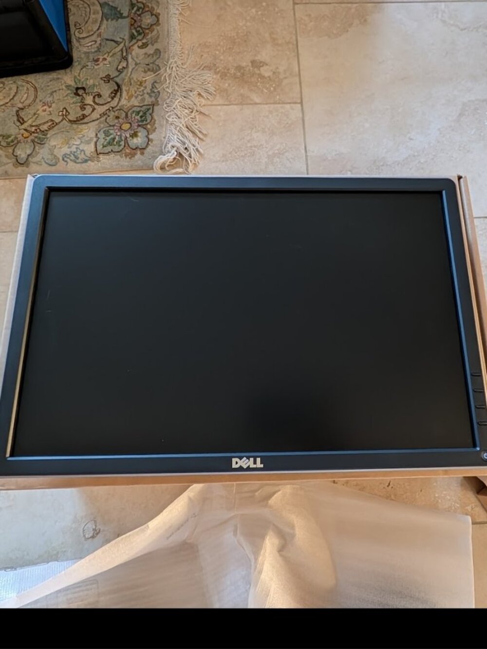 Dell P2016 Monitor – Like New Condition